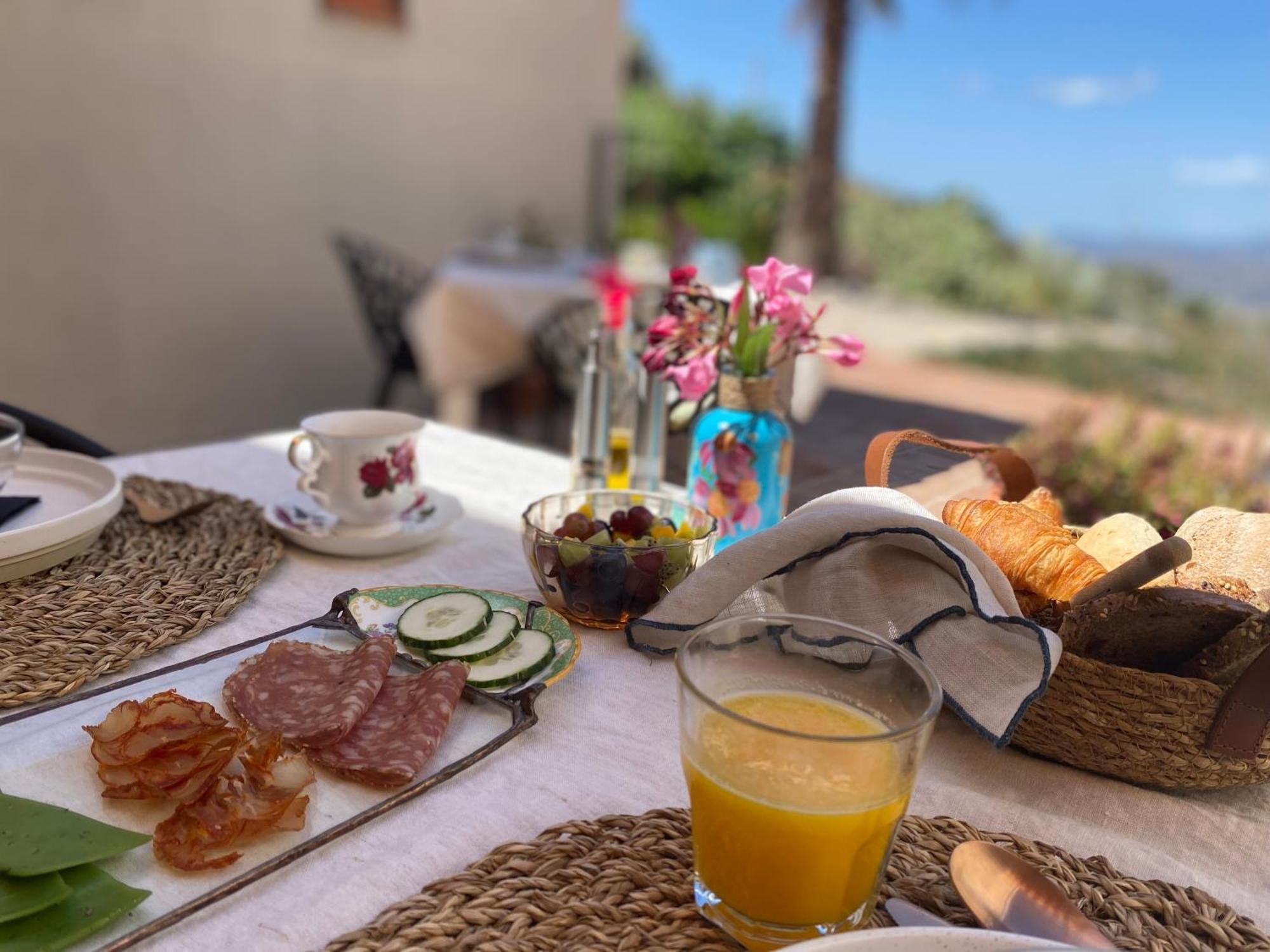 Boutique B&B El Refugio Alcaucín Dış mekan fotoğraf